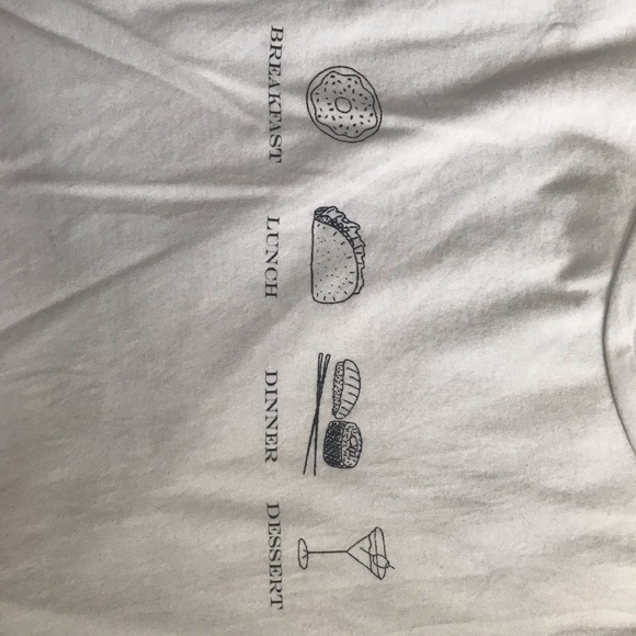 Crewneck shirt. - Picture 2 of 2